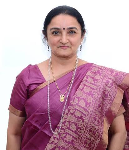 Dr Sandhya Purecha